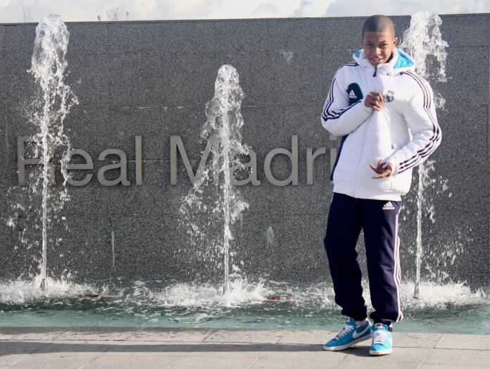 كيليان مبابي مع ريال مدريد